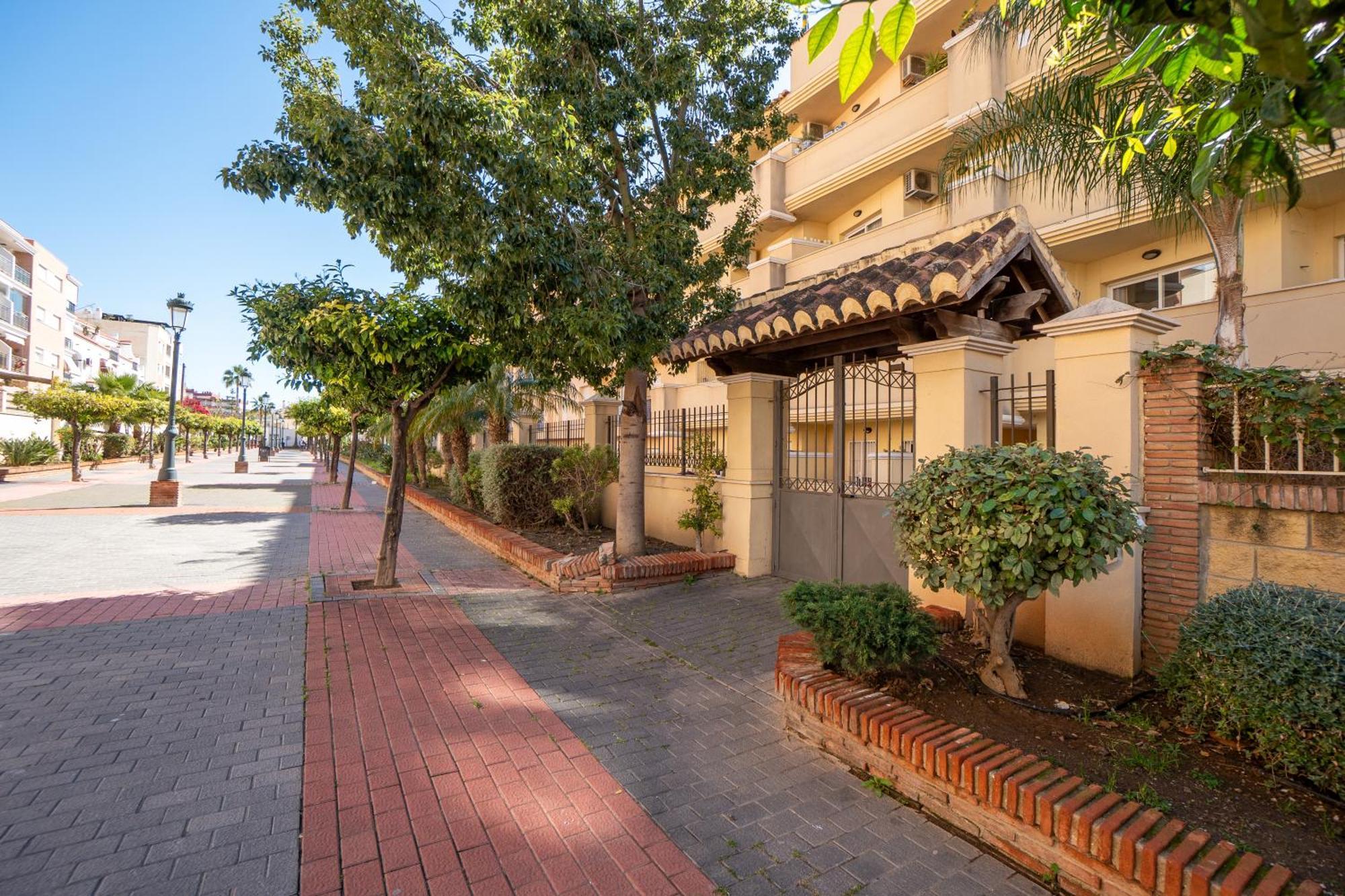 Apartmán Neptuno 2C Menyber Nerja Exteriér fotografie
